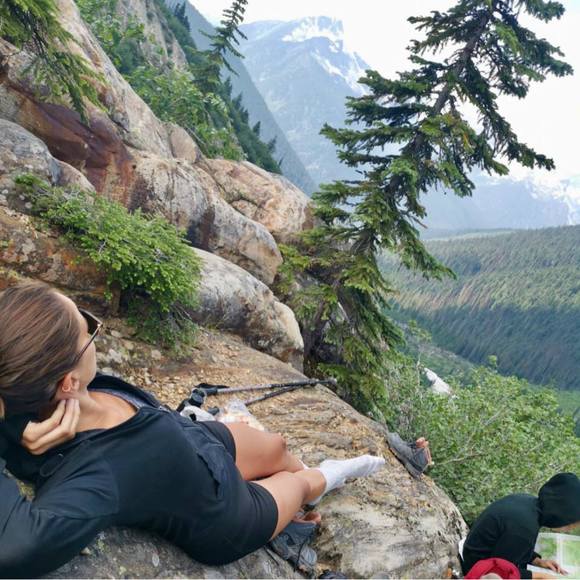 Meet your Posher, Justine - Picture 1 of 1